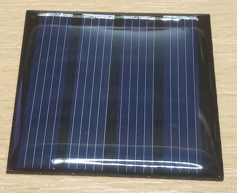 Neue Solarpanel Solarzelle 2V 70mA Solarmodul für Leuchten 1 Akku 40x40x3mm 1,2V 